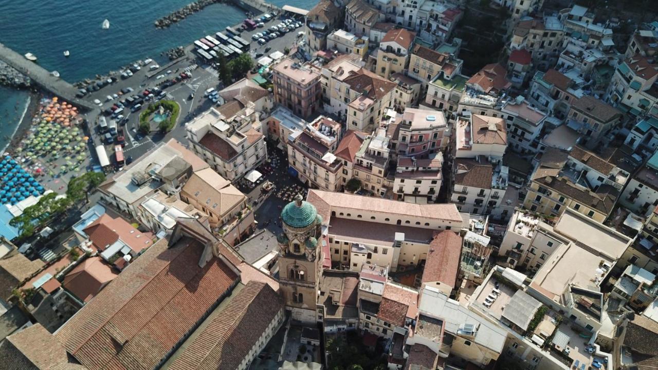 Amalfi Residenza Centrale Bagian luar foto
